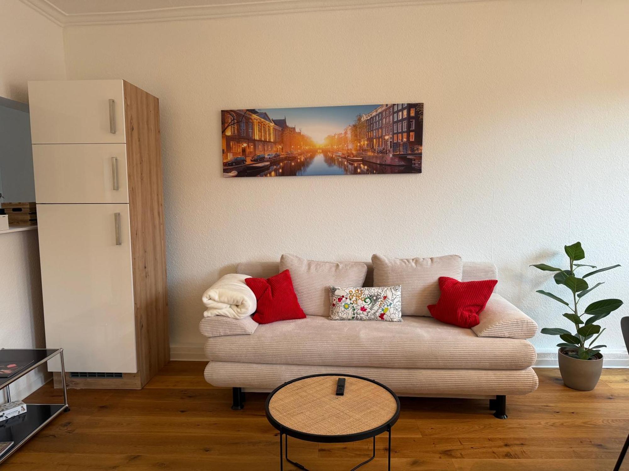 Stylisches Apartment Mit Grossem Tageslichbad Am Marktplatz Leonberg Extérieur photo