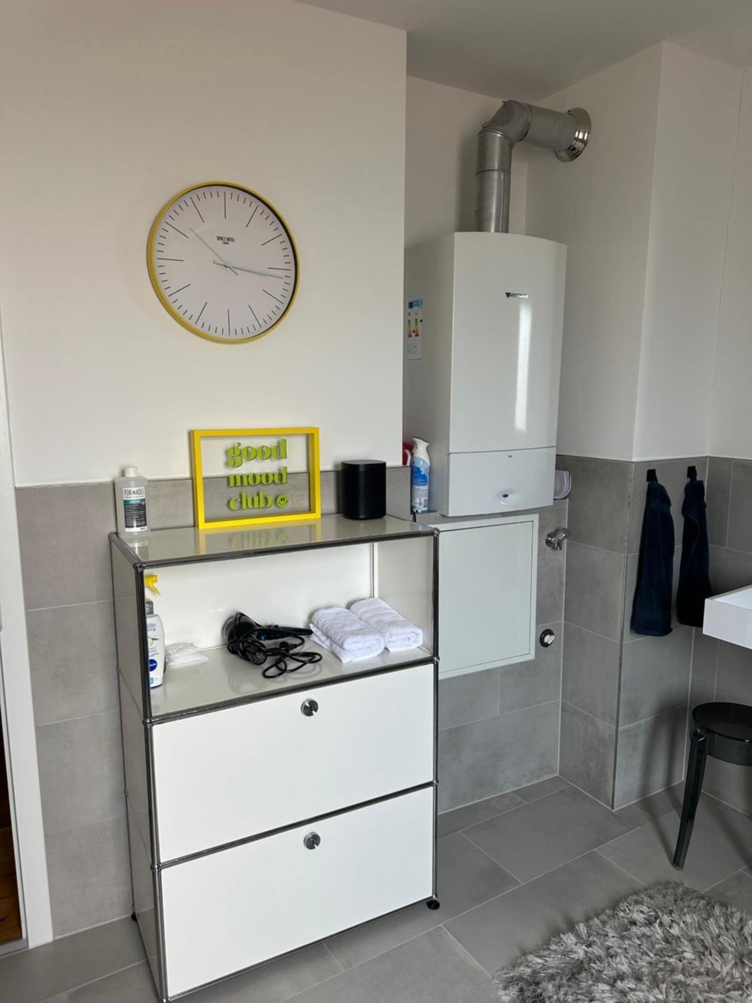 Stylisches Apartment Mit Grossem Tageslichbad Am Marktplatz Leonberg Extérieur photo